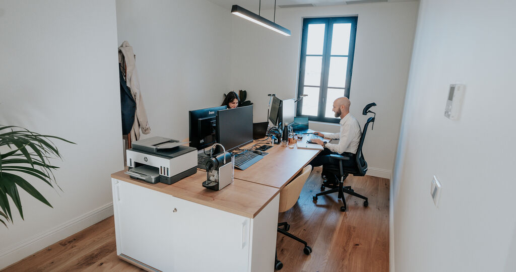 Bureaux privés en coworking