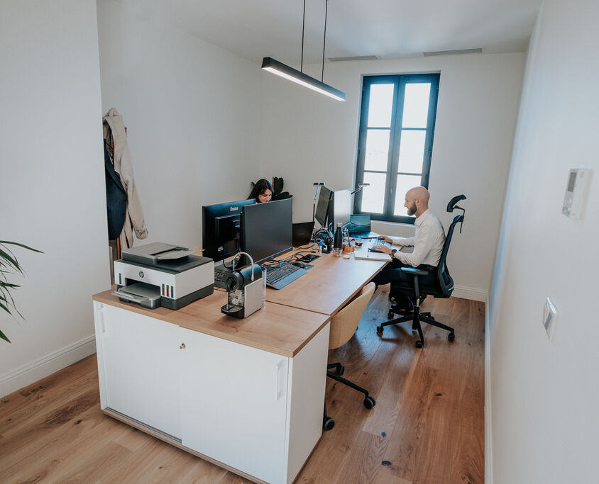 Bureaux privés en coworking