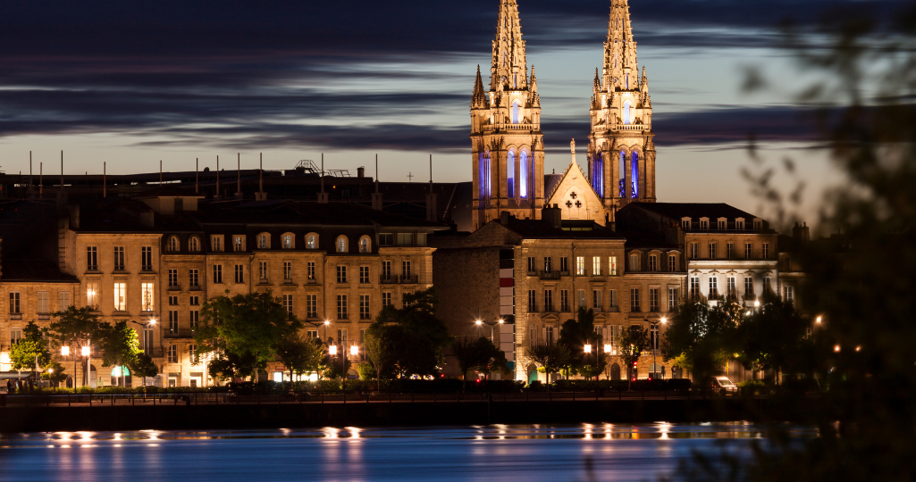 Coworking à Bordeaux : Pourquoi choisir le quartier des Chartrons